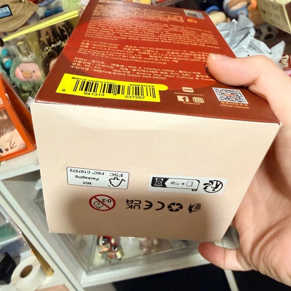 *SEALED* POP MART Why So Serious - Labubu Juggling Clown - Picture 9 of 10